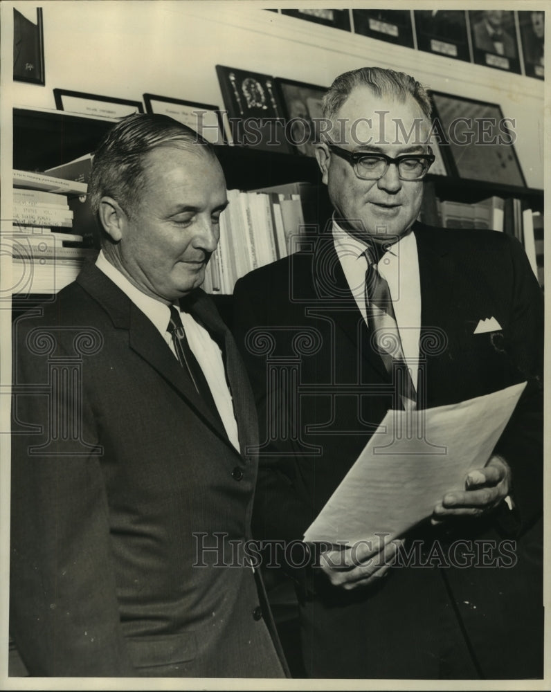 1967 Press Photo Orleans Parish newly elected officers for 1967 at City Hall - Historic Images