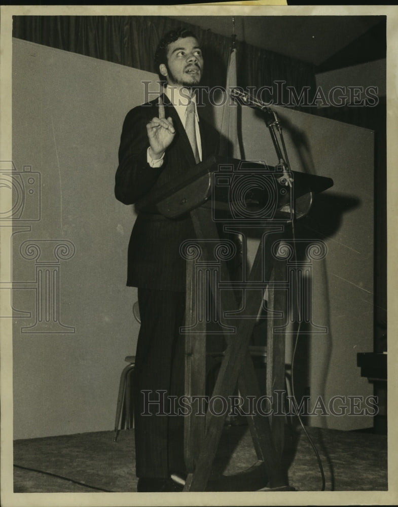 1969 Press Photo Charles Hamilton- Black Studies Professor at Xavier University - Historic Images