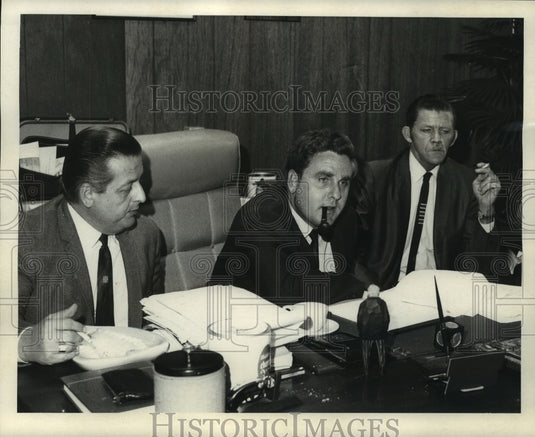 1965 Press Photo Parish Prisoner Press Conference, Sheriff's office - nob31377-Historic Images