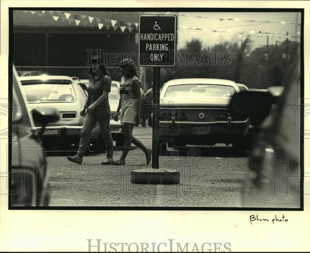 1984 Kenner officials enforced an ordinance on Handicapped Parking - Historic Images