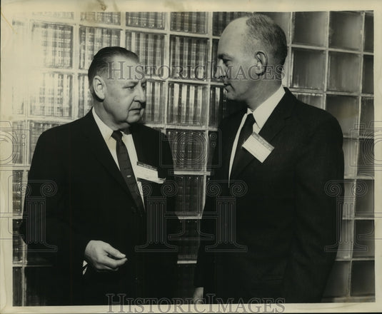 1961 Press Photo Ray Henry & Robert Rainwater of Louisiana Wholesale Grocers - Historic Images
