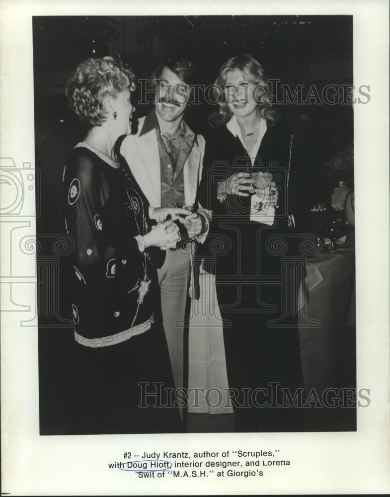 1978 Judith Krantz, author, Doug Hiott and actress Loretta Swit - Historic Images