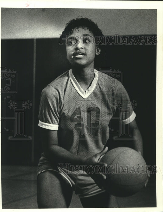 1983 Basketball-Julie Harvey scoring 25 points a game-Historic Images
