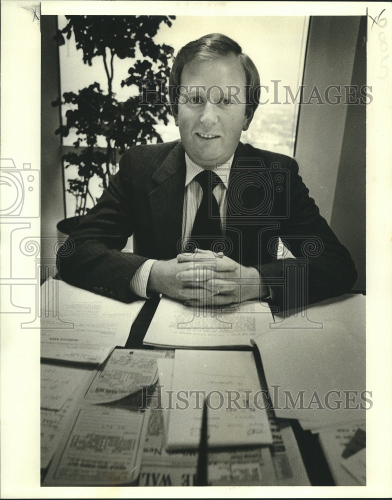 1981 Anthony T. Hartshorn, manager of Barclays Bank in New Orleans - Historic Images