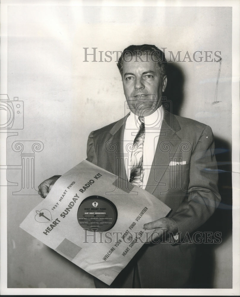 1957 Press Photo Joseph Holmes, Heart Sunday chairman in St. Bernard Parish - Historic Images