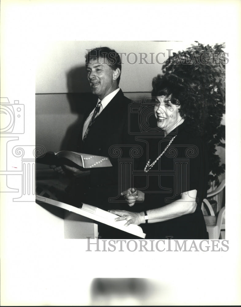 1992 Press Photo James and Regina Harwell, Living Word Bible Church Co-Pastors - Historic Images