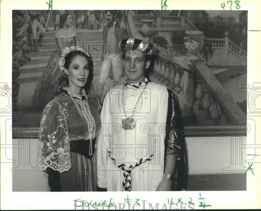 1989 Dr. Marla Hires & Dr. David Metzner dressed for the theater. - Historic Images