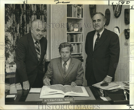 1973 Press Photo International House business at Canton Trade Fair in China - Historic Images