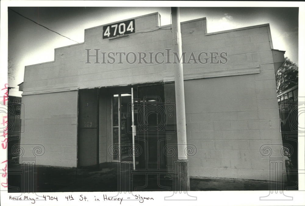 1988 Press Photo House at 4704 Fourth Street in Harvey, Louisiana - nob32747 - Historic Images