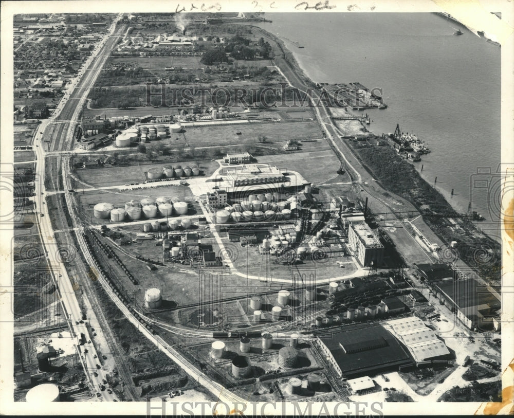 1954 Press Photo Cyanamid Company and Lion Oil Company in Harvey Industrial Park - Historic Images