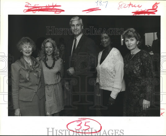 1991 Lieutenant Governor Paul Hardy attends YWCA Role Model luncheon - Historic Images