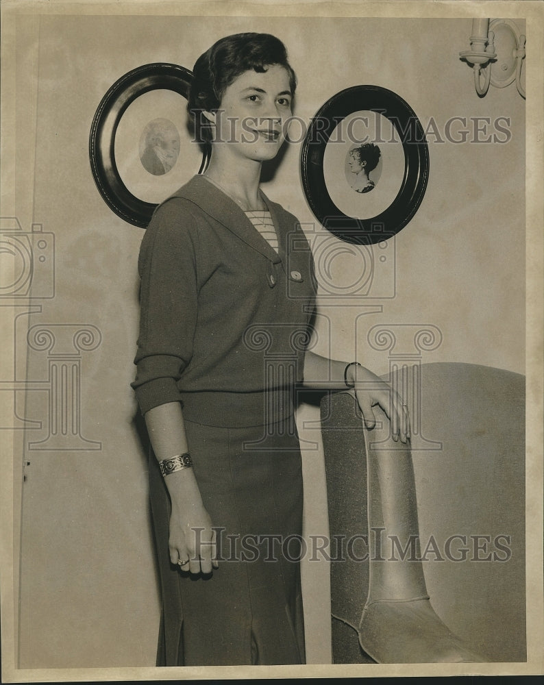 1959 Press Photo Miss Lynn Heaslip of 6040 Prytania - nob33154 - Historic Images