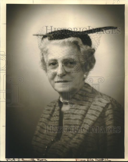 1955 Phyllis Moore's picture of Mrs. Herman Heitzner in "Sweet 75". - Historic Images
