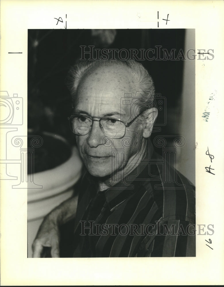 1990 Press Photo Scholar &amp; WWII French Resistance Fighter, Andre&#39; Heintz - Historic Images