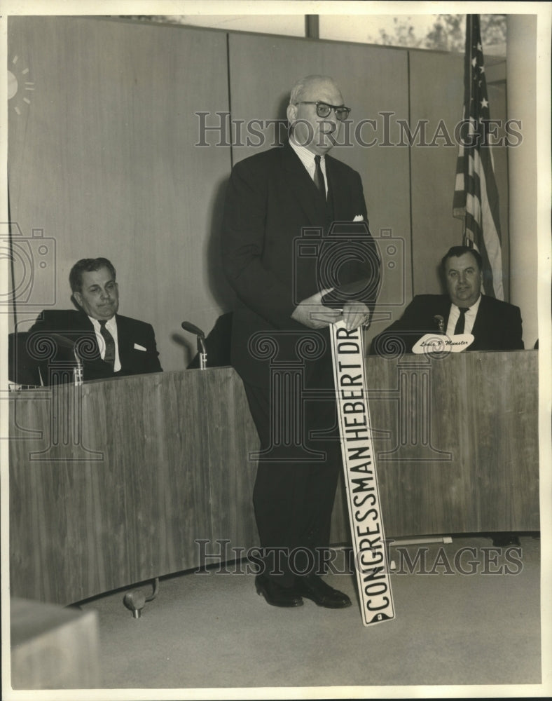 1966 Press Photo F. Edward Hebert, Valentine Riess and Louis P. Munster - Historic Images