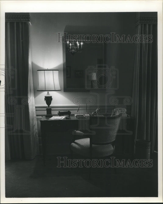 1963 Press Photo Interview view of the Governor's bedroom - nob33644-Historic Images