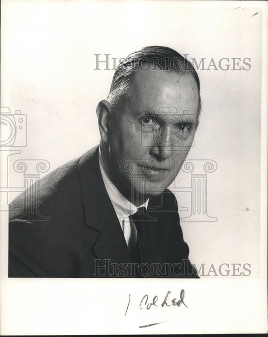 1968 Press Photo New Orleans Executive Robert C. Hills of Freeport Sulphur Co. - Historic Images