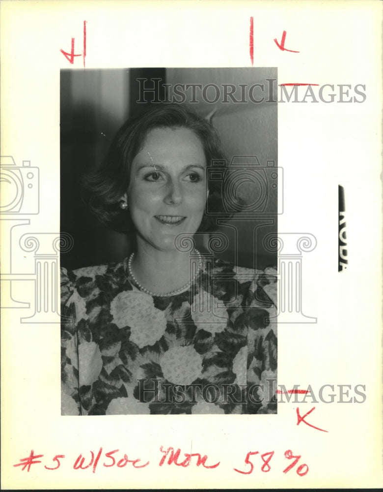 1990 Press Photo Wendy Hills at the Annual Spring Reception Orleans Club. - Historic Images