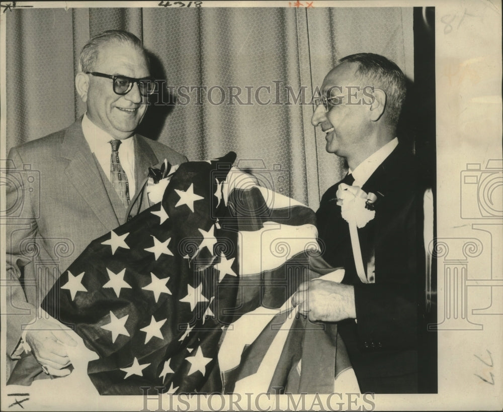 1960 Press Photo Congressmen F. Edward Hebert and Joseph Abraham with U.S. Flag - Historic Images