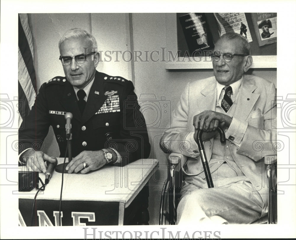 1979 Press Photo F. Edward Hebert honored by U.S. Military Officials - Historic Images