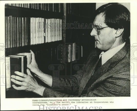 1983 Press Photo Tom Heitz, librarian at Cooperstown's "baseball attic" - Historic Images