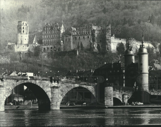 1986 Press Photo Heidelberg Castle serves as setting for "The Student Prince" - Historic Images