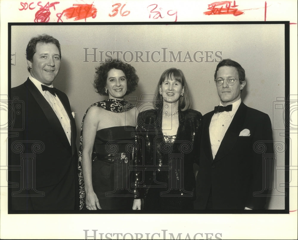 1990 Press Photo Black Ties &quot;Before&quot; Junior League Showcase and Gala - Historic Images