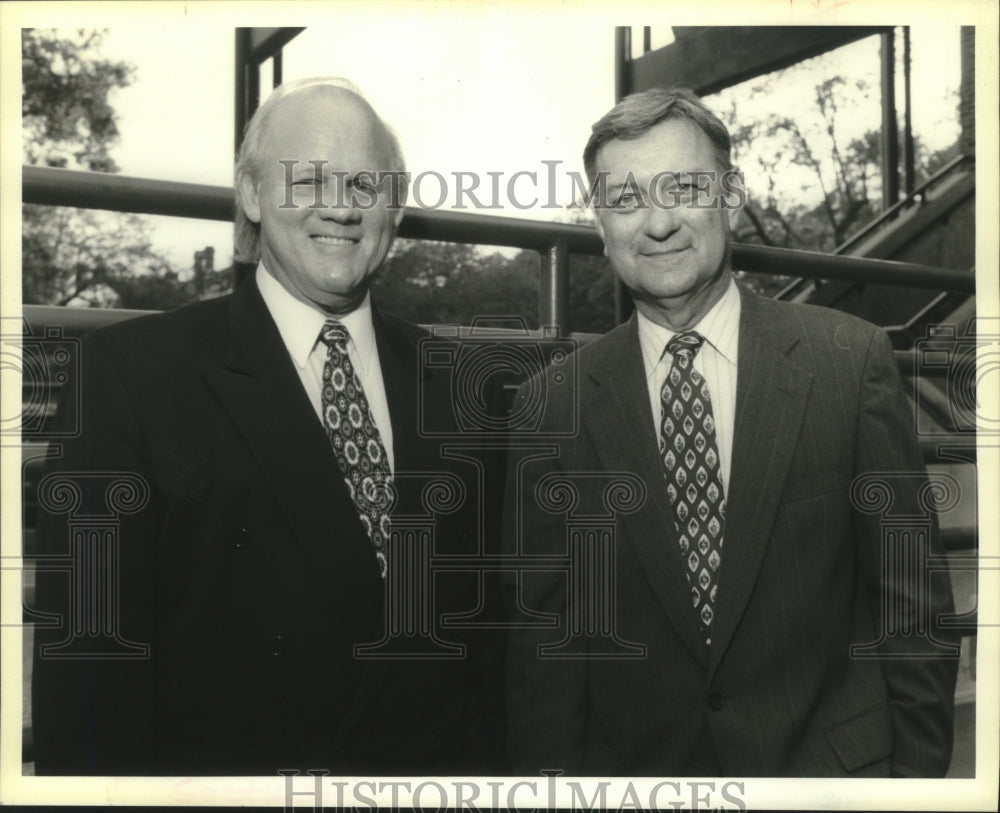 1994 Press Photo Leif Pedersen and Joe Hebert at the Loyola Gala. - Historic Images