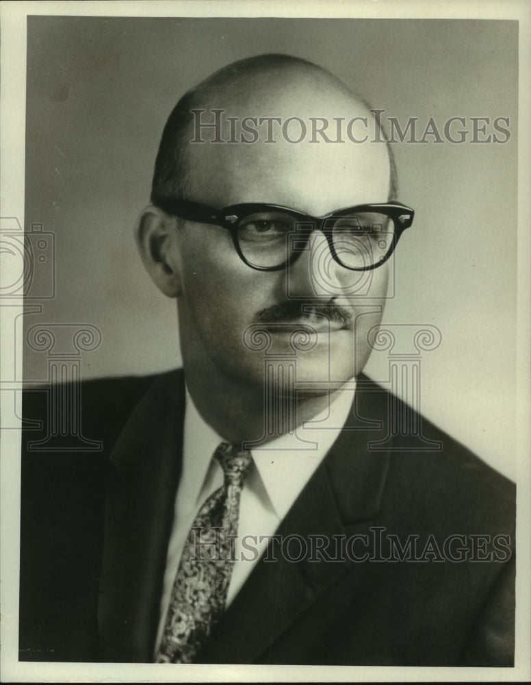 1966 Press Photo United Bible executive committee leader Rev. Dr. Laton Holmgren - Historic Images