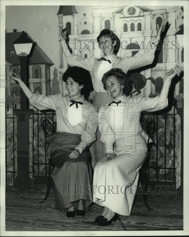 1969 Trinity Mothers practice for benefit follies - Historic Images