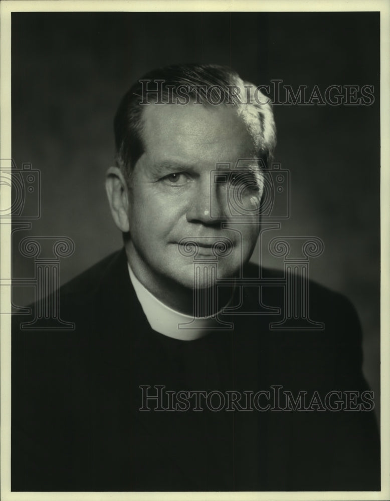 1967 Press Photo The Right Reverend John E. Hines - nob34829-Historic Images