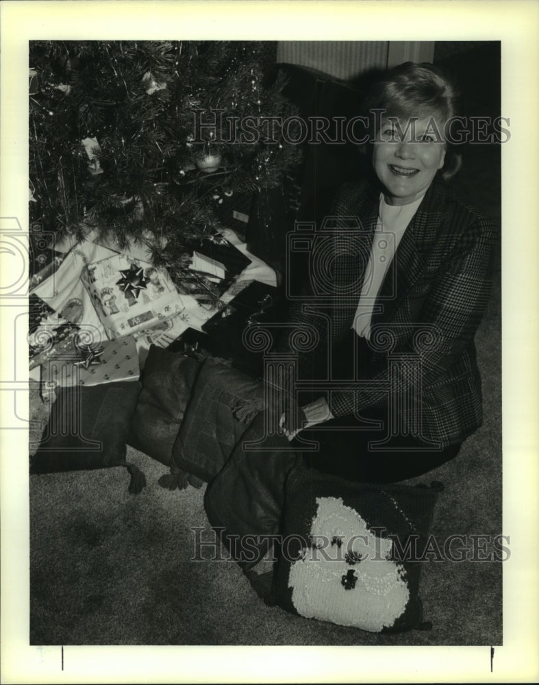 1989 Press Photo Lynne Hood, one of the founders of United Churches of Algiers. - Historic Images