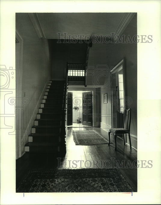 1986 Press Photo Interior of Dr. Jeffrey Griffin's home on 1729 Coliseum Street - Historic Images