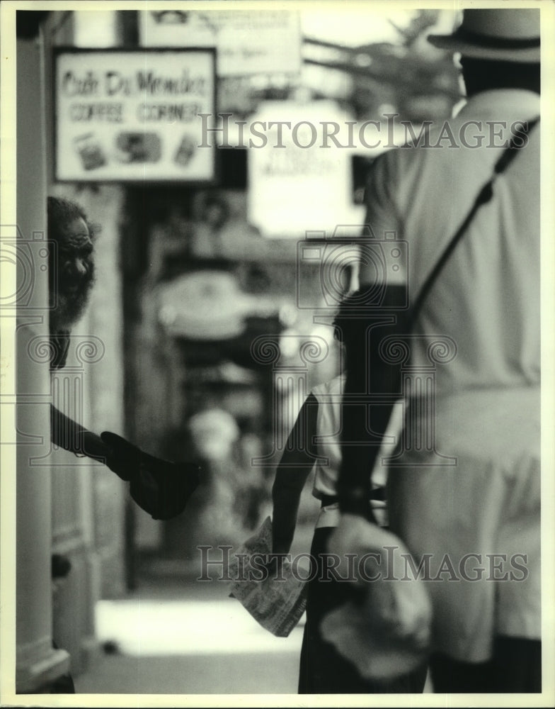 1991 Press Photo Alvin Jones, beggar on the Decatur in the French Quarter - Historic Images