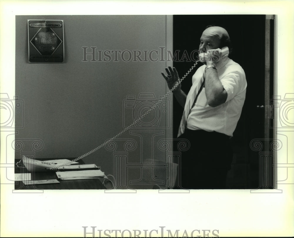 1989 Press Photo Ben Holshouser, Hazel Park Elementary School- Homework Hotline - Historic Images