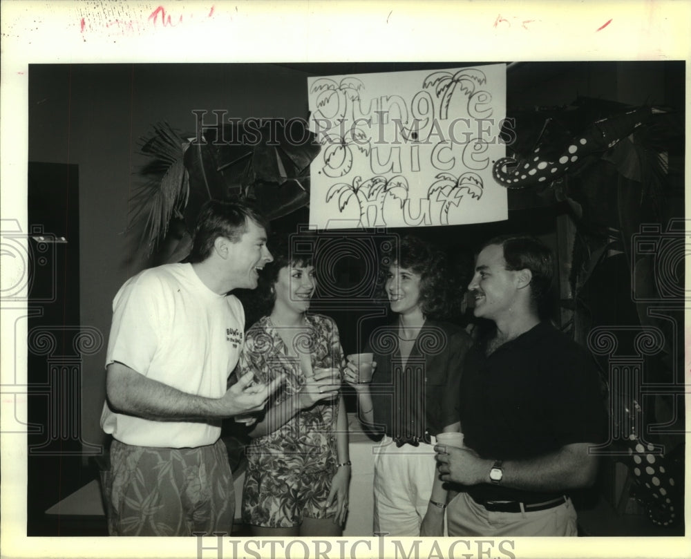 1989 Press Photo Eric Holtzman, Ranee Casanova, Pauline Barkley, Mike de Paul - Historic Images