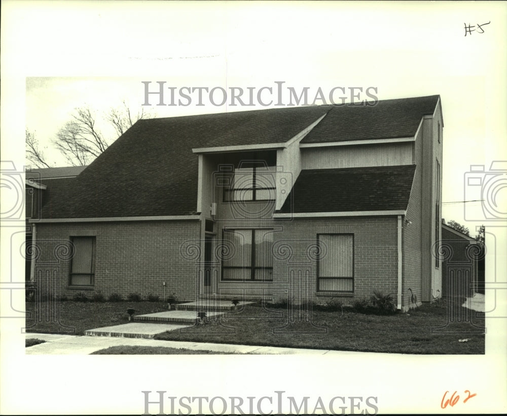 1989 Press Photo House mug shot at 3601 N. Labarre Road, Metairie - Historic Images