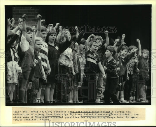 1990 Press Photo Dedication of a Drug Free Zone at Honey Island Elementary - Historic Images
