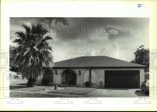 1989 Press Photo Housing - Sold property at 8529 Patricia Street in Chalmette - Historic Images