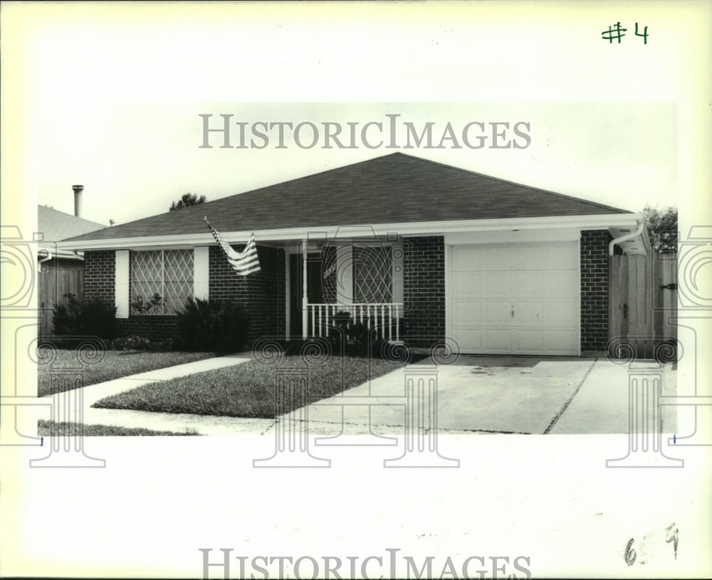 1989 Press Photo House on 8533 Victory Drive in Chalmette - Historic Images