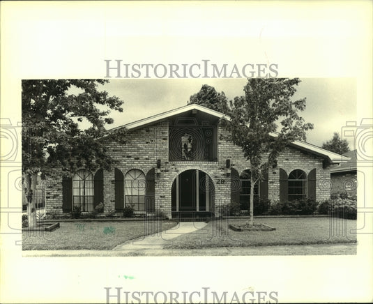 1989 Press Photo House on