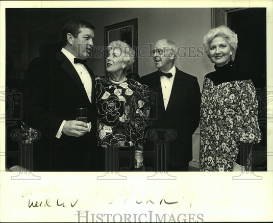 1988 Press Photo Southern Dominicans - Jeanne Hines and other delegates - Historic Images