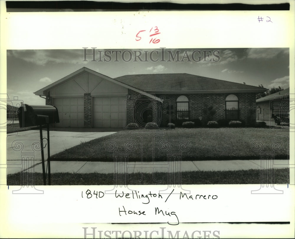 1989 Press Photo 184D Wellington/Marrero - House mug - Historic Images