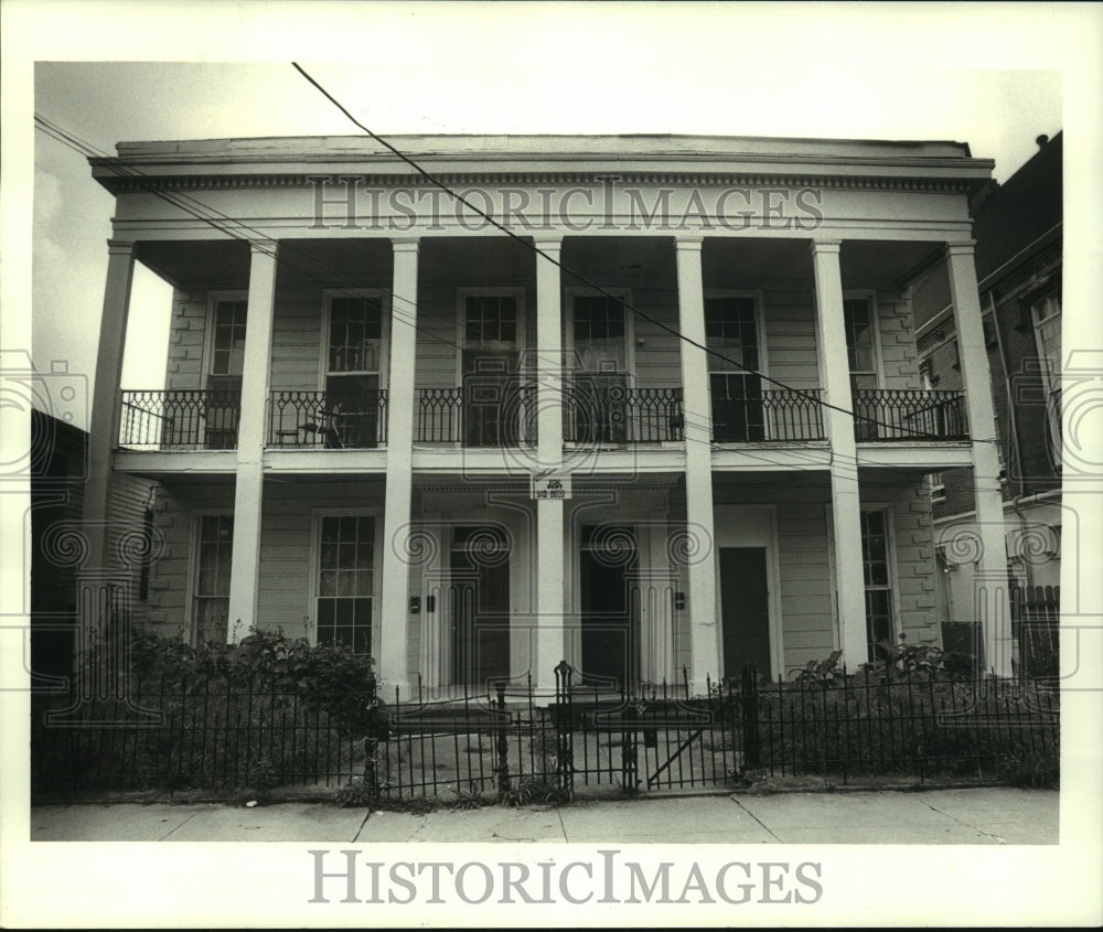 1986 Press Photo Housing at 1214-16 Felicity Street, New Orleans. - nob35608 - Historic Images