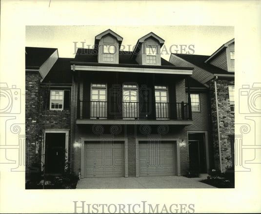 1986 Press Photo Property at 310 Rue St. Peter in Metairie has been sold. - Historic Images
