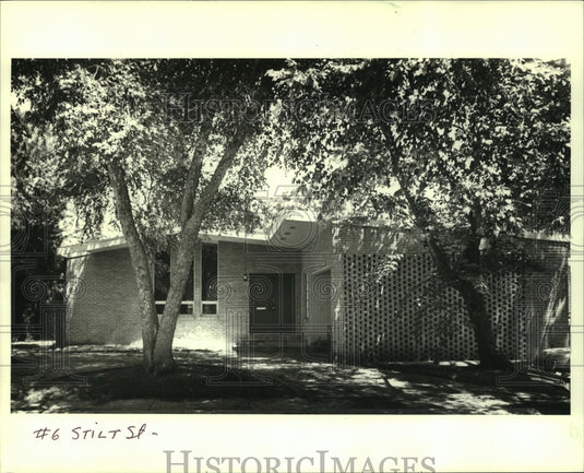 1986 Press Photo Modern home at 6 Stilt Street, New Orleans. - Historic Images