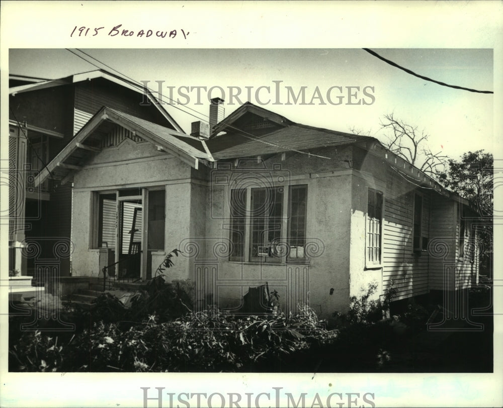 1986 Press Photo Property at 1915 Broadway in the Uptown section of New Orleans - Historic Images