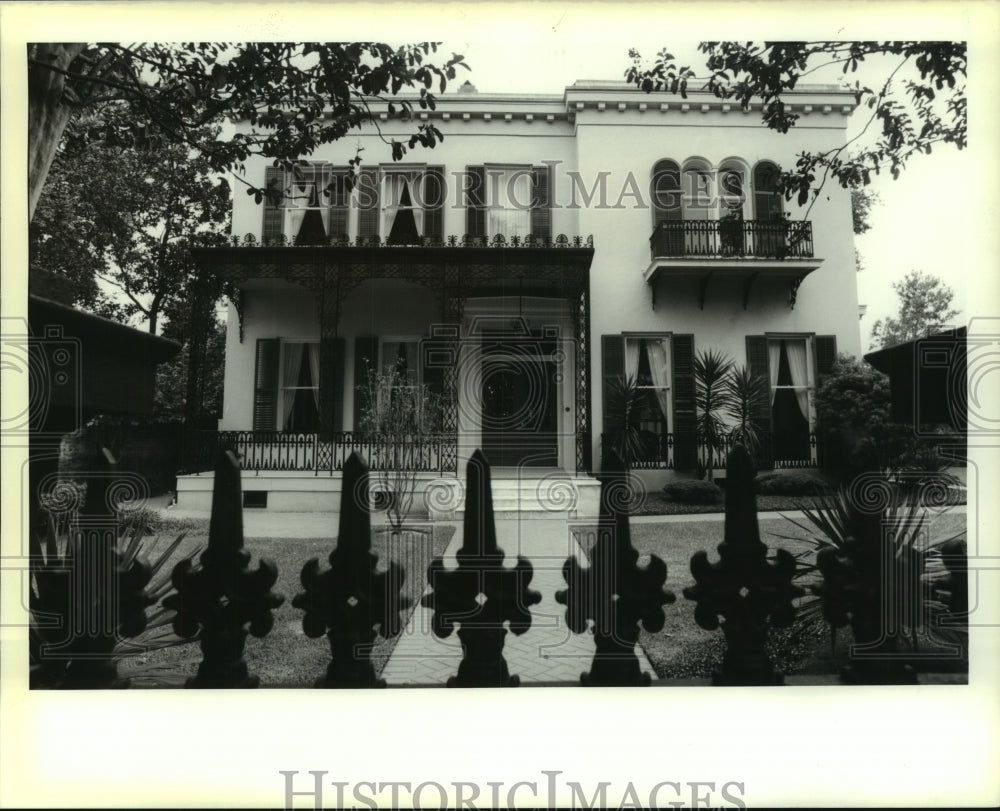 1989 Press Photo Home of Mary Lou Christovich at 2520 Prytania - nob35820 - Historic Images