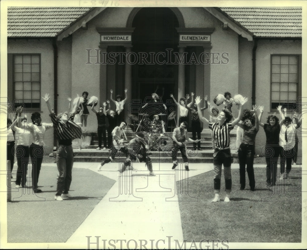 1984 Press Photo The rock group Gypsy Savage at the Homedale Elementary School - Historic Images