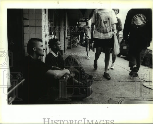 Press Photo Homeless Skitz and Noie begging for alms on Decatur Street - Historic Images